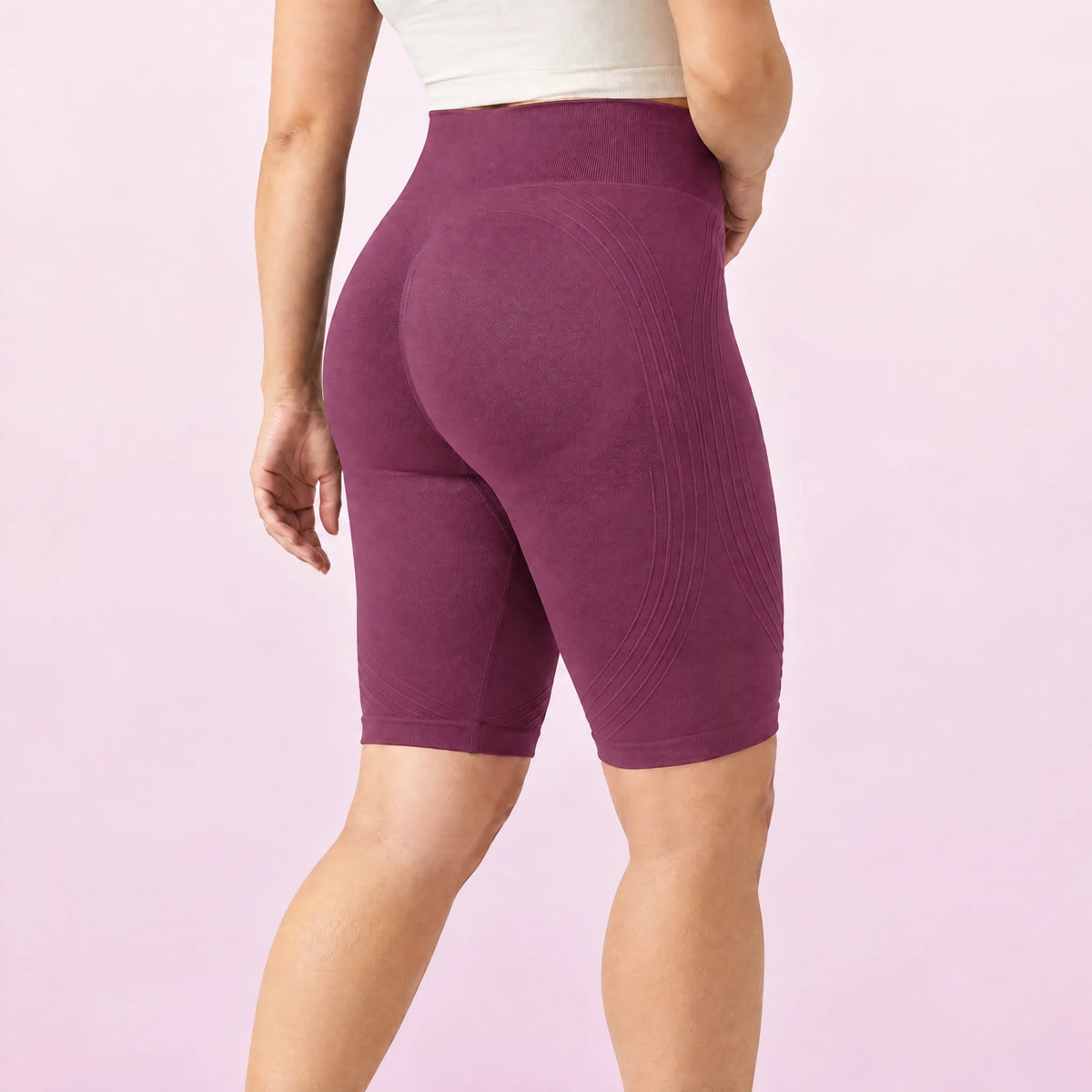 Sculpt Shorts · No Ride-Up - Raspberry